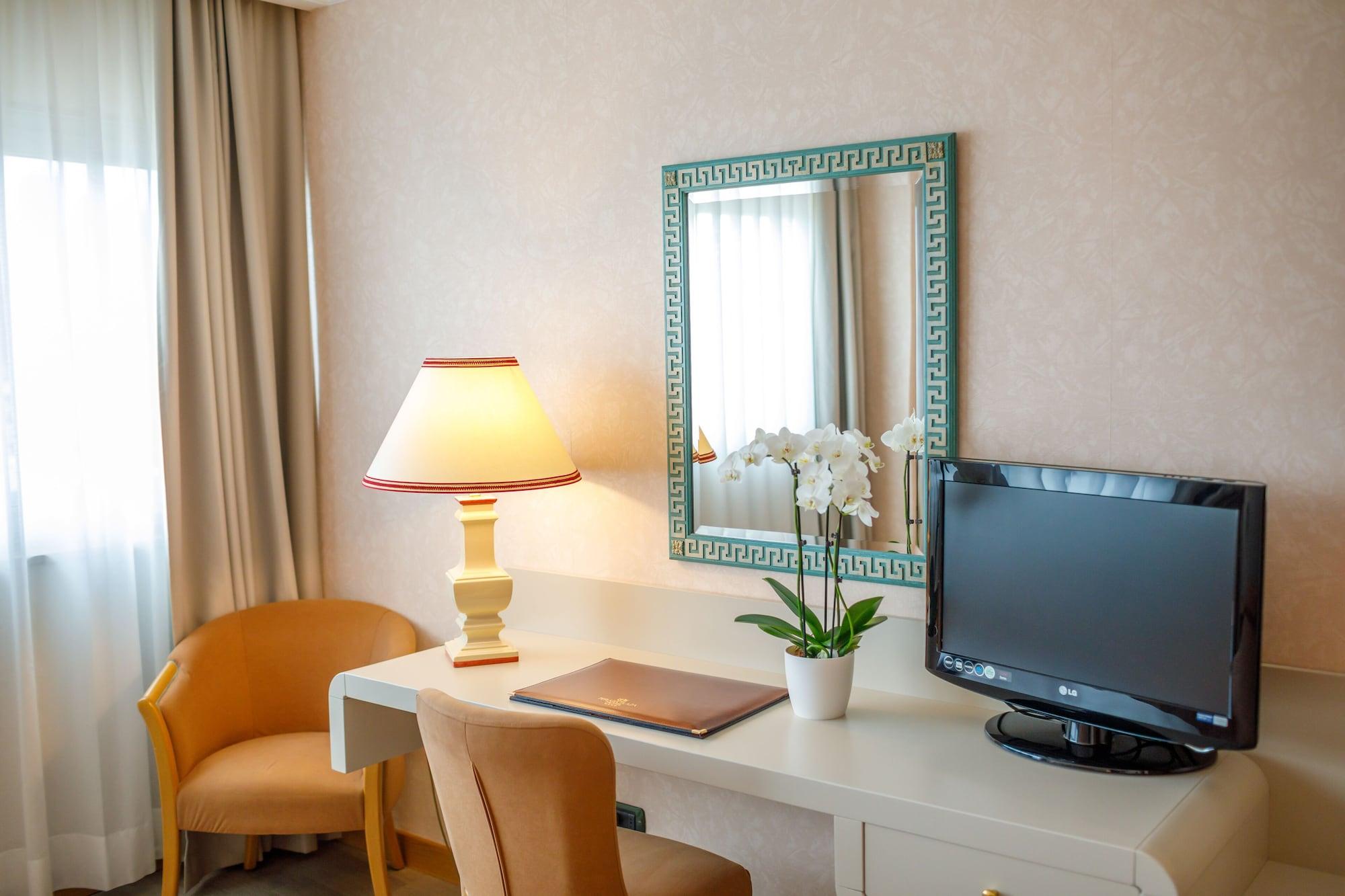 Perugia Plaza Hotel Esterno foto